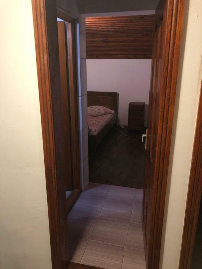 Pension Amira Костінешть Екстер'єр фото